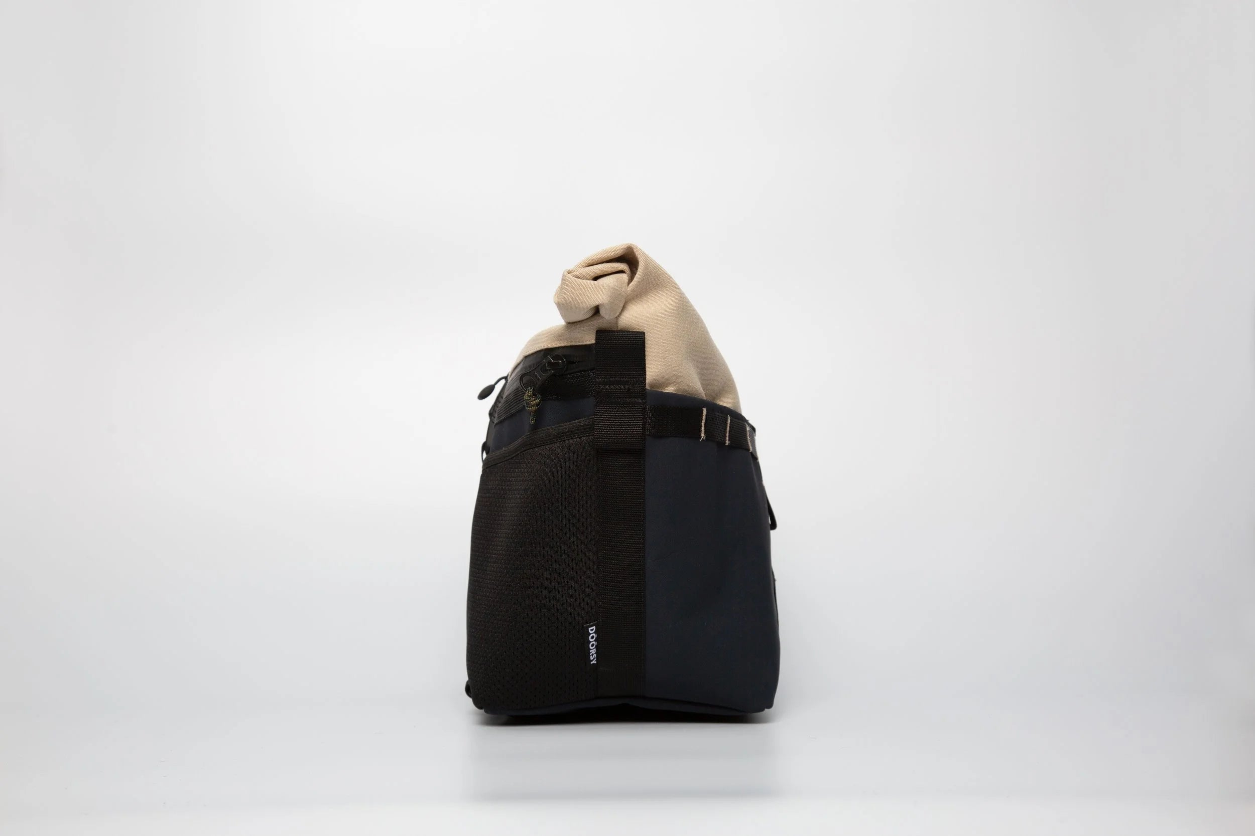 Doorsy Utility Bag – Navy//Sand
