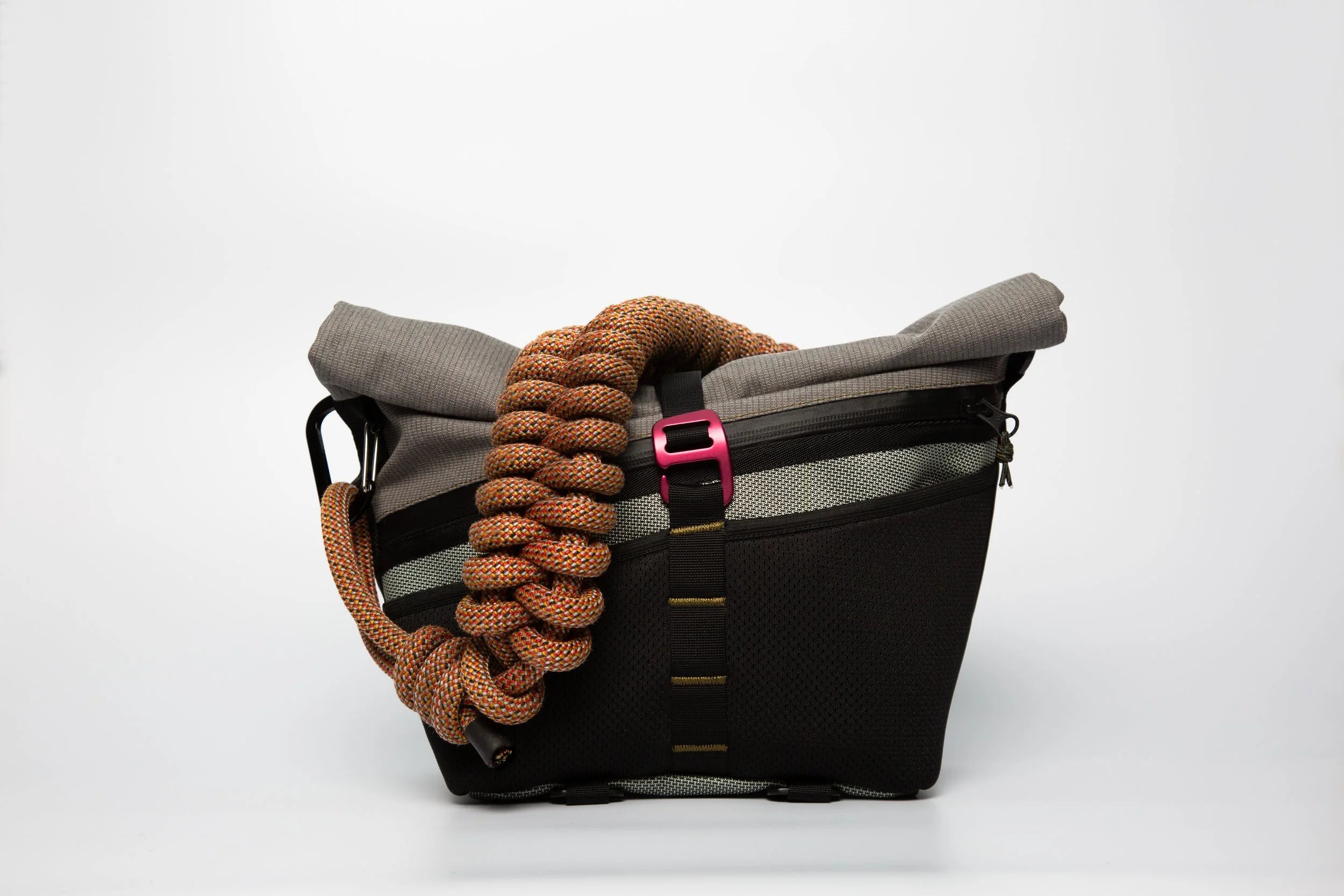 Doorsy Woven Strap – Red/Black