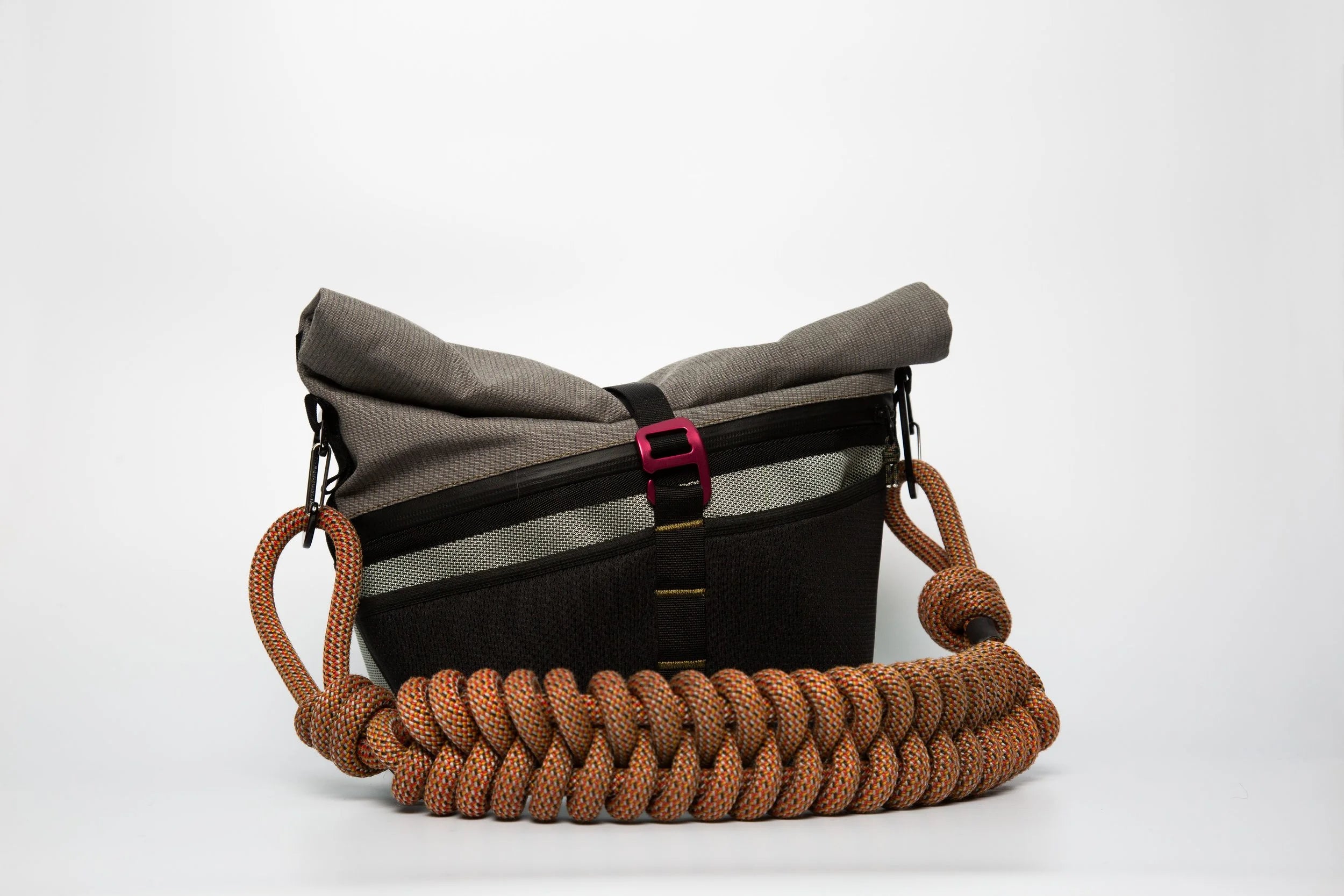 Doorsy Woven Strap – Red/Black