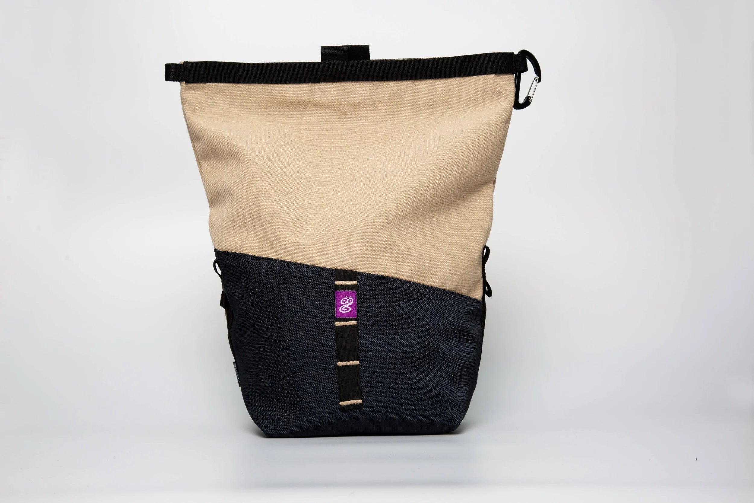 Doorsy Chalk Bag – Navy//Sand