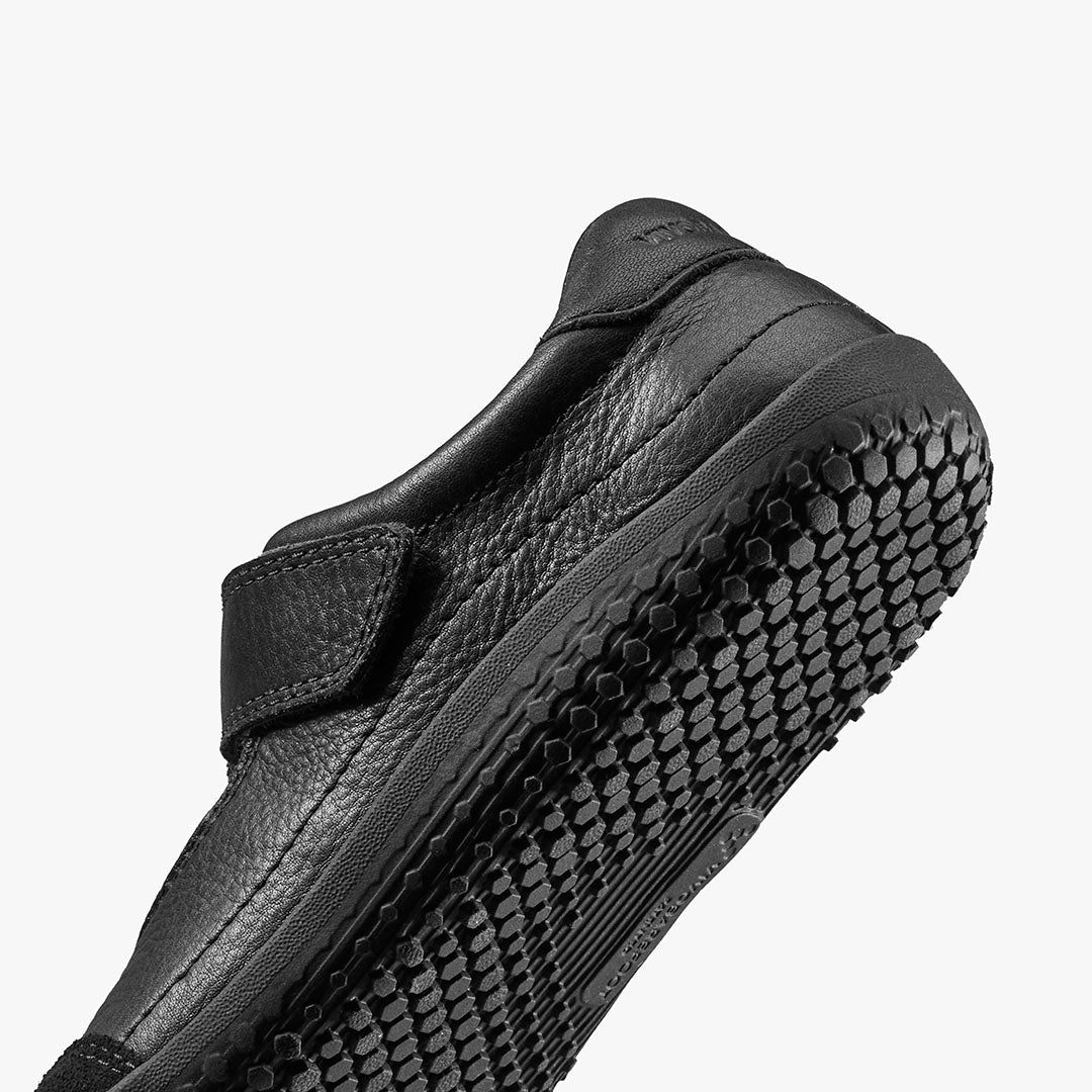 Vivobarefoot Gobi T-Bar Kids – Obsidian