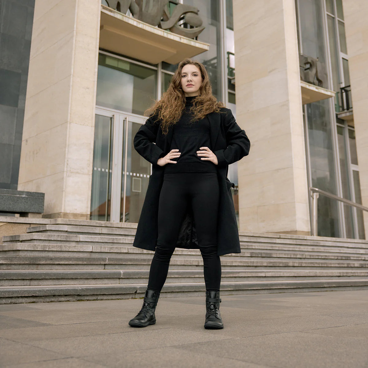 Skinners Nebula – Black/Black