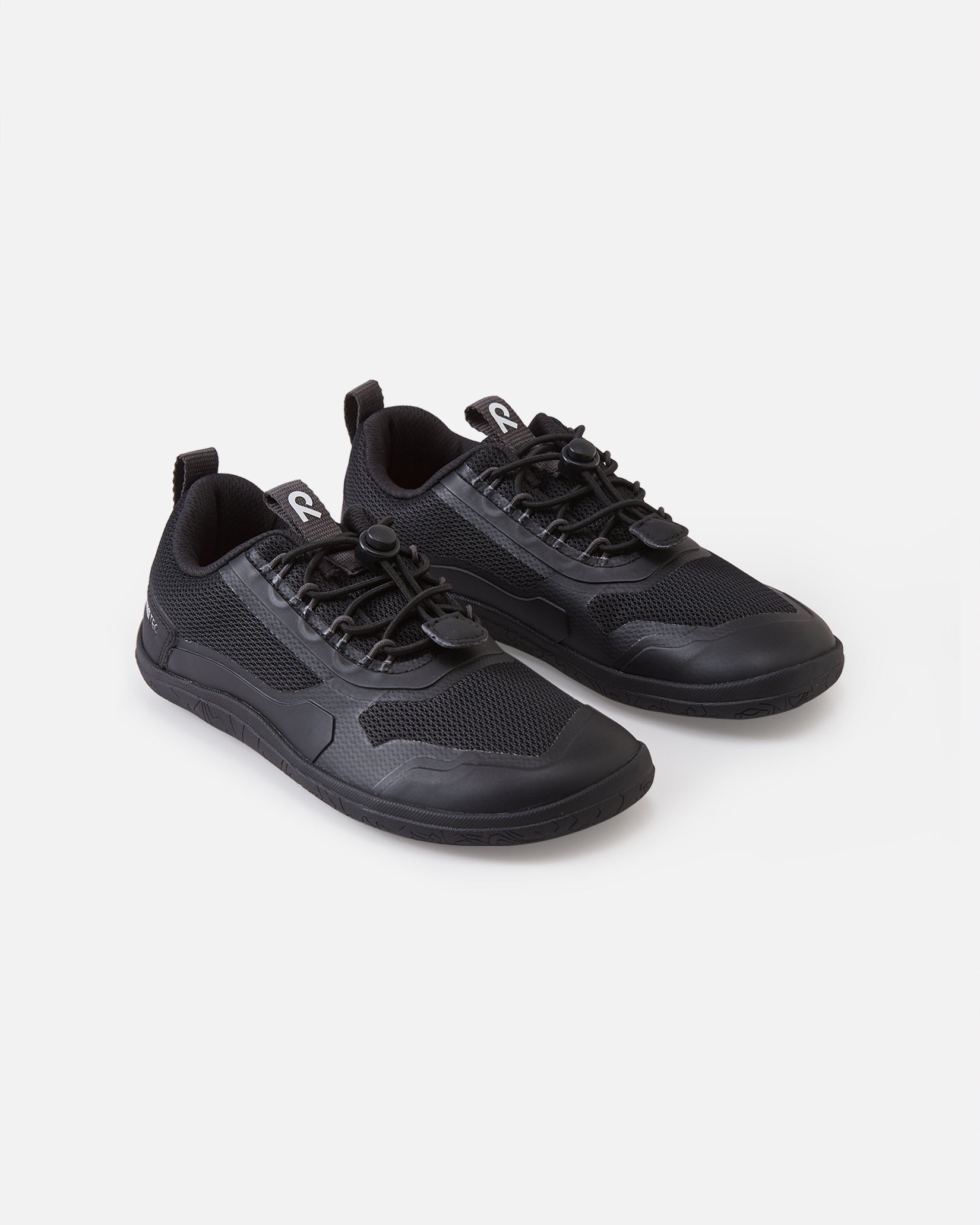 Reima Tallustelu – Black