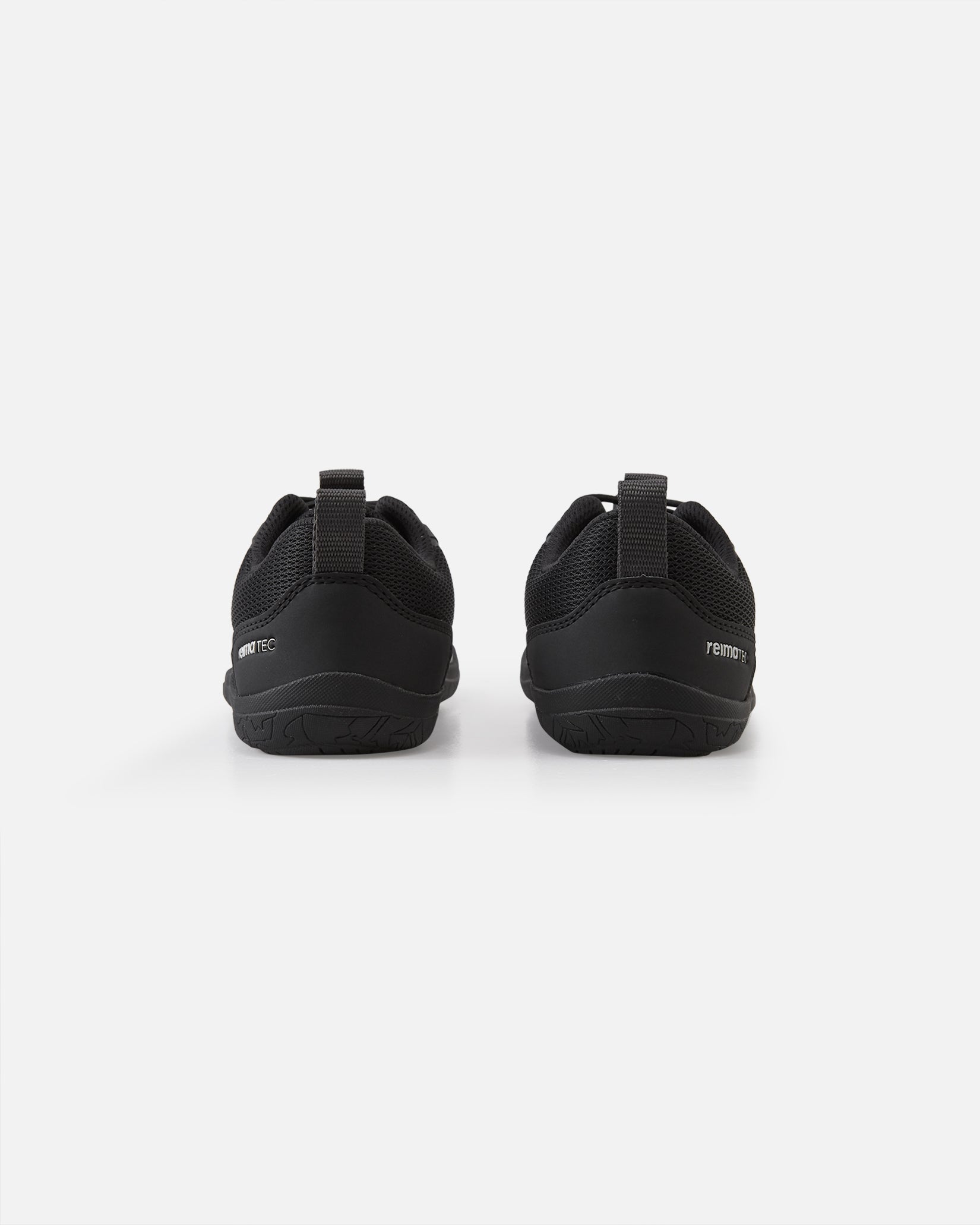 Reima Tallustelu – Black