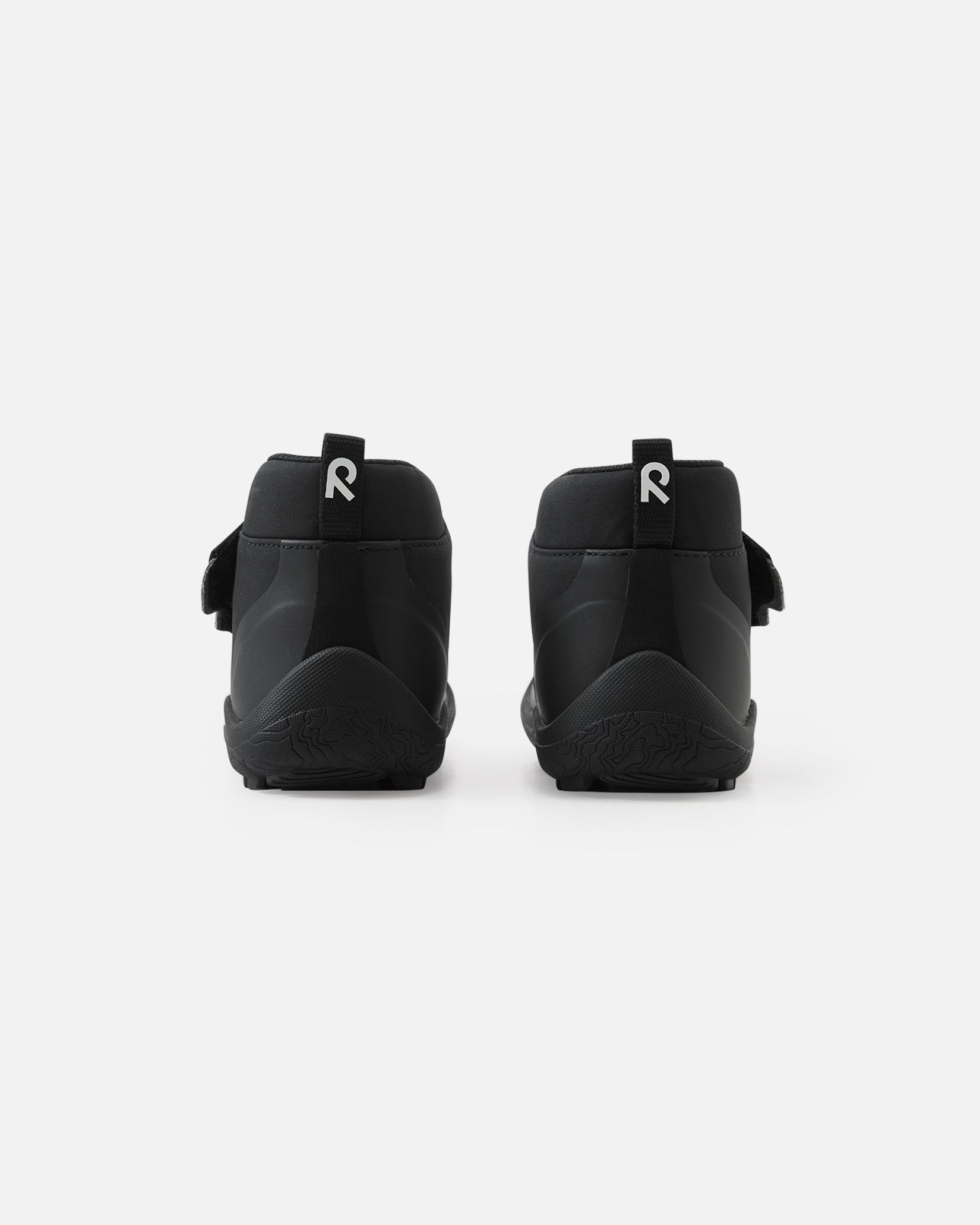 Reima Hyppii – Black