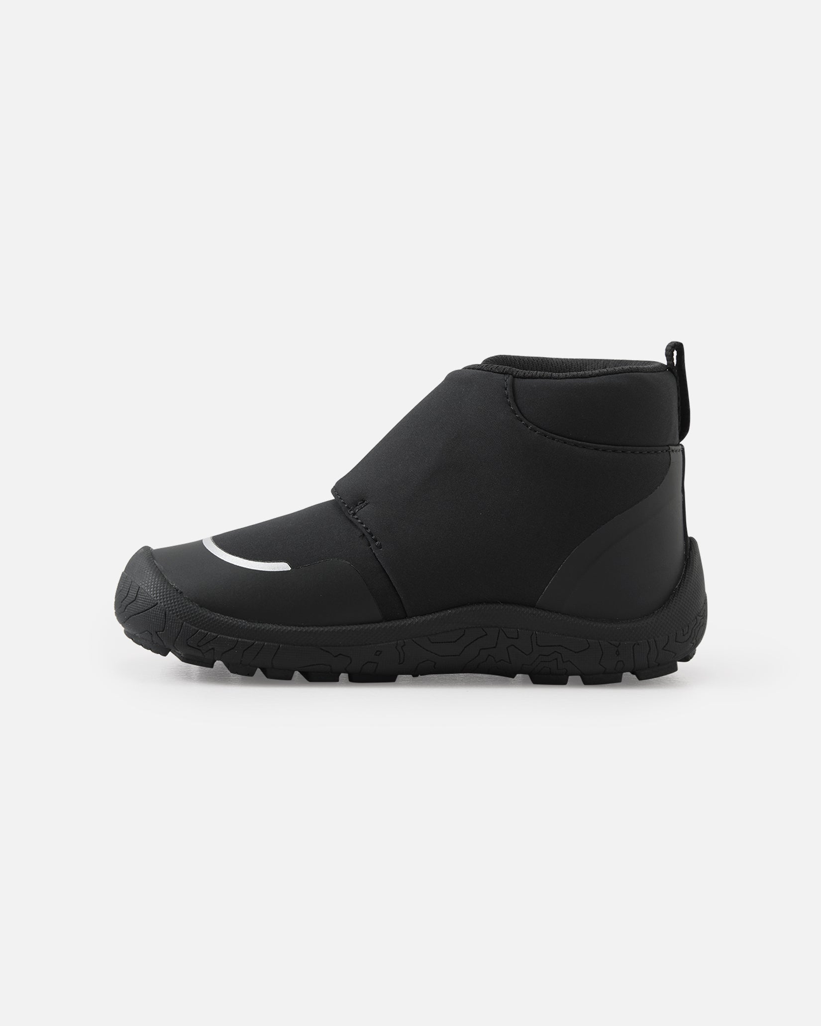 Reima Hyppii – Black