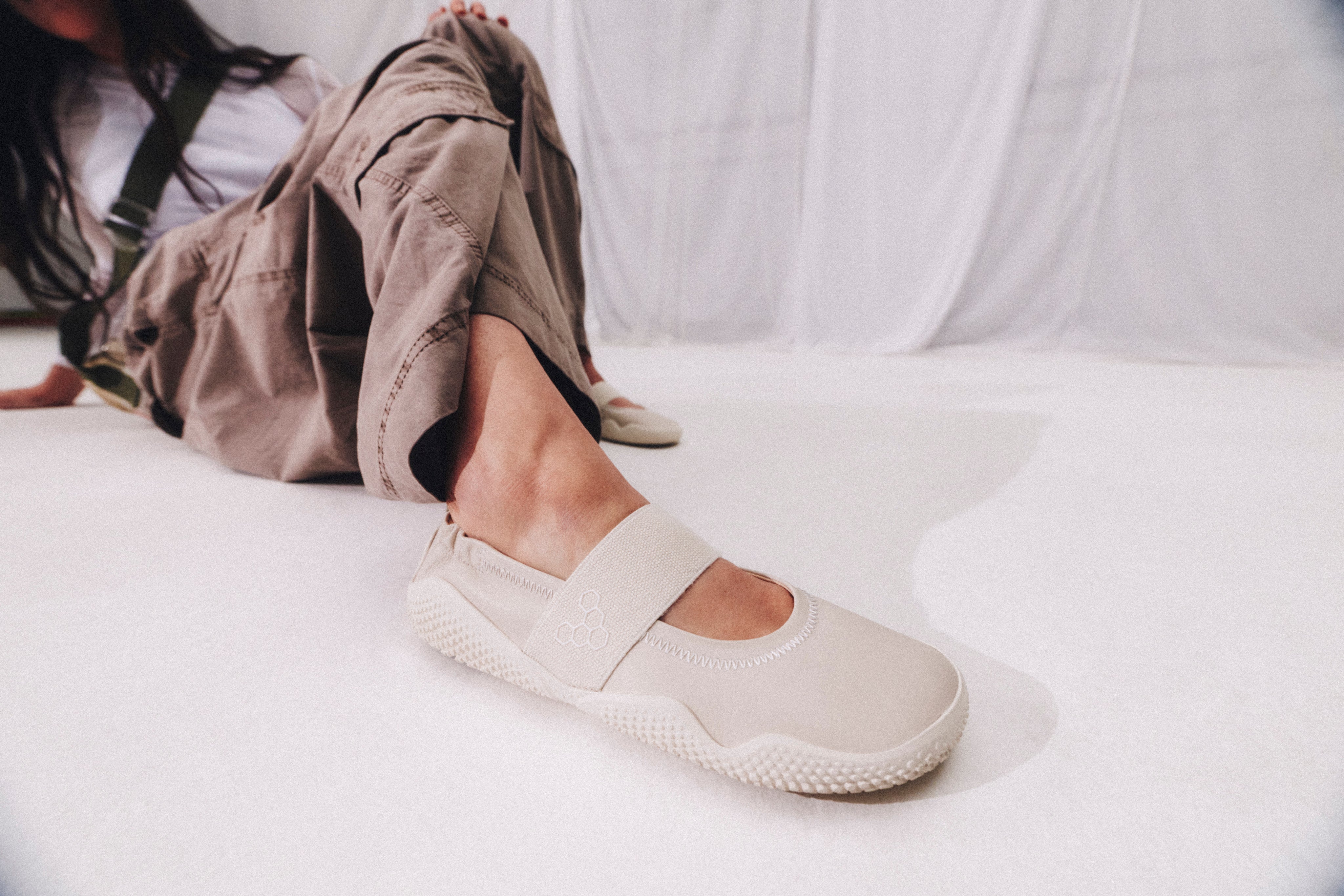 Vivobarefoot Motus Studio Ballet i Eclipse – lookbook 2