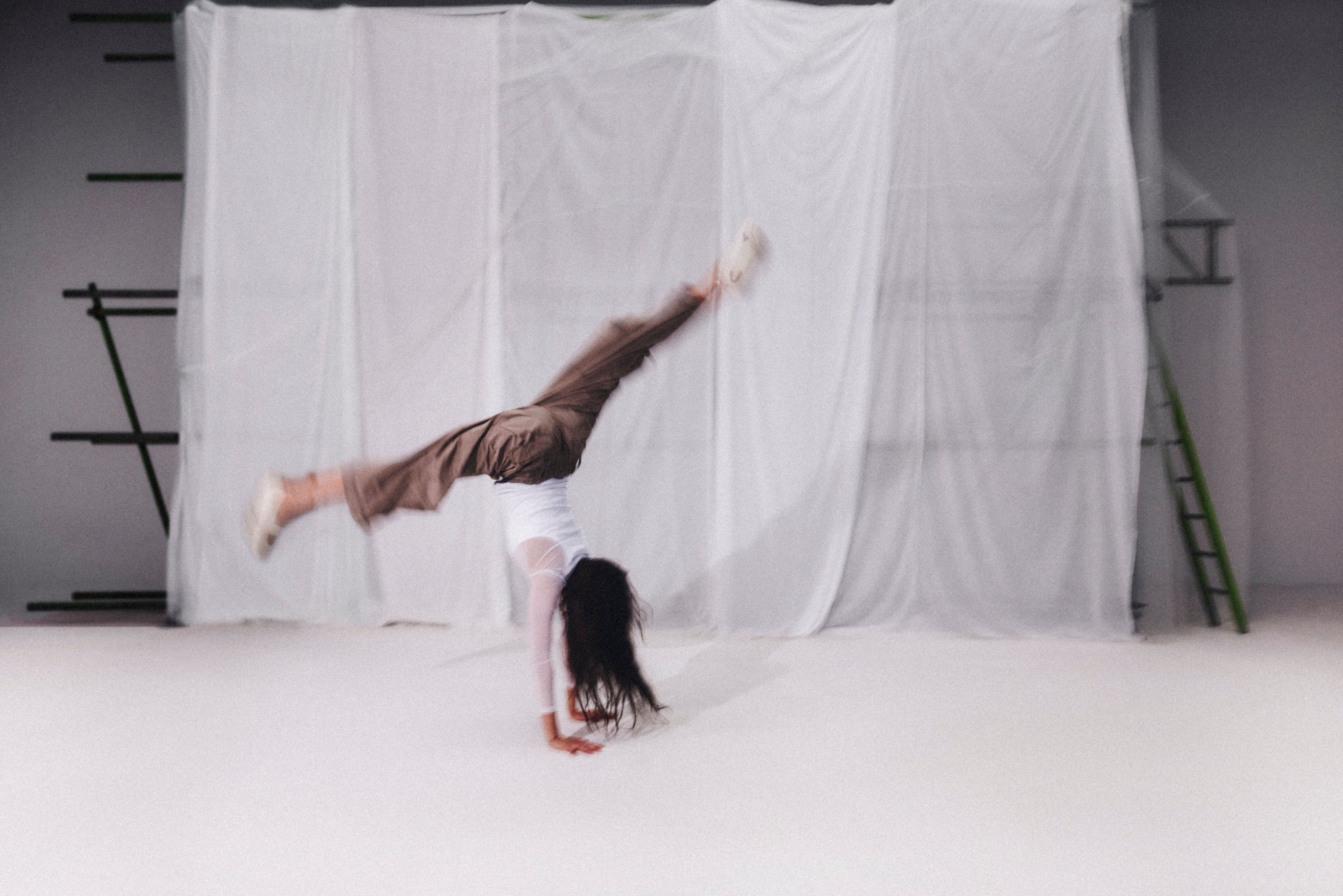 Vivobarefoot Motus Studio Ballet i Eclipse – lookbook 9
