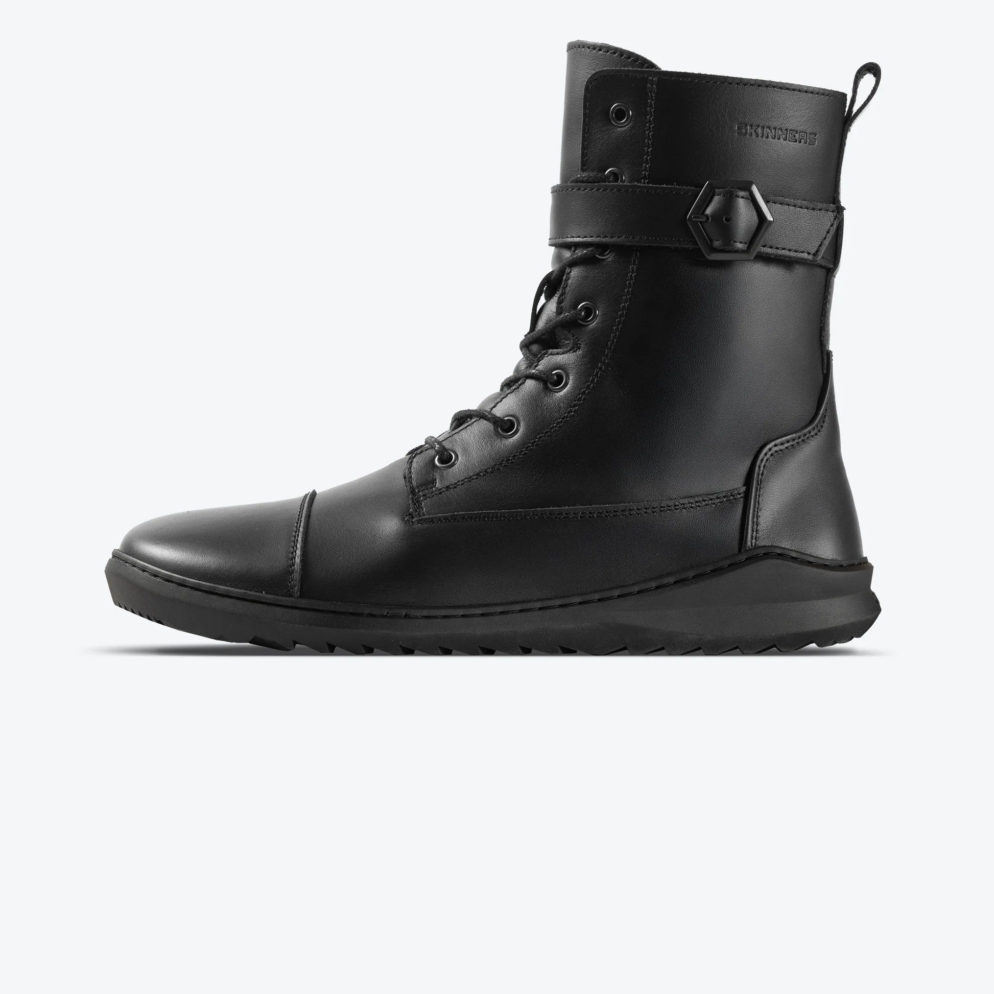 Skinners Nebula – Black/Black