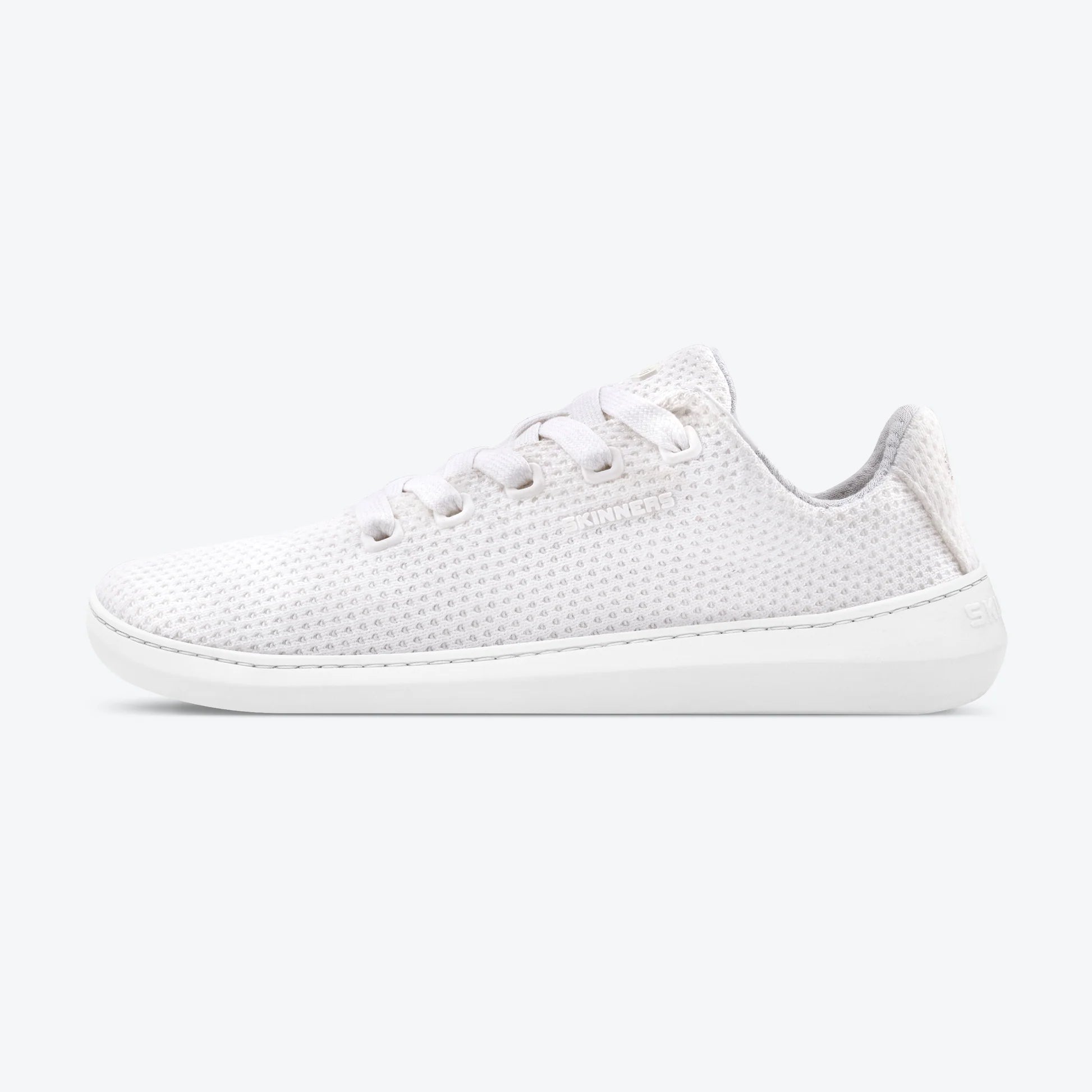 Skinners Globetrotter – White