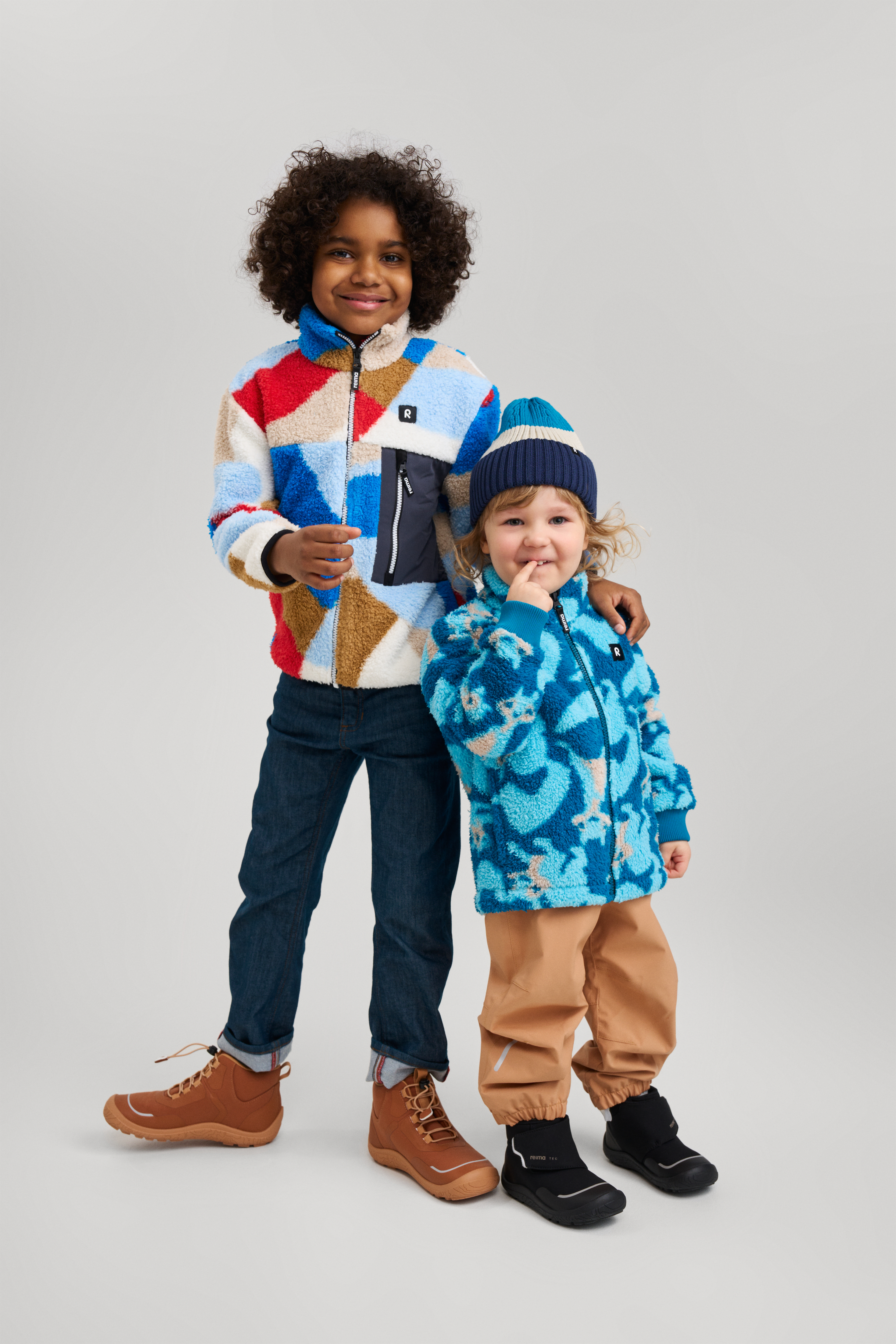 Reima Hyppii – Black