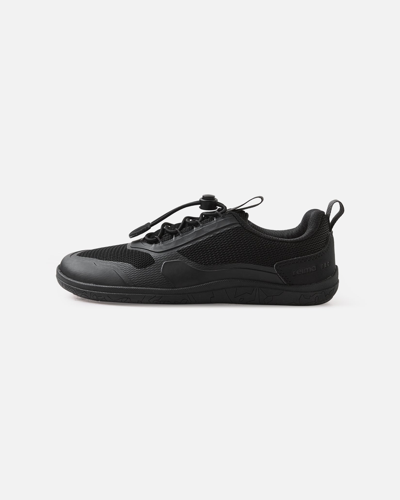 Reima Tallustelu – Black (5400137B) – set fra ydersiden