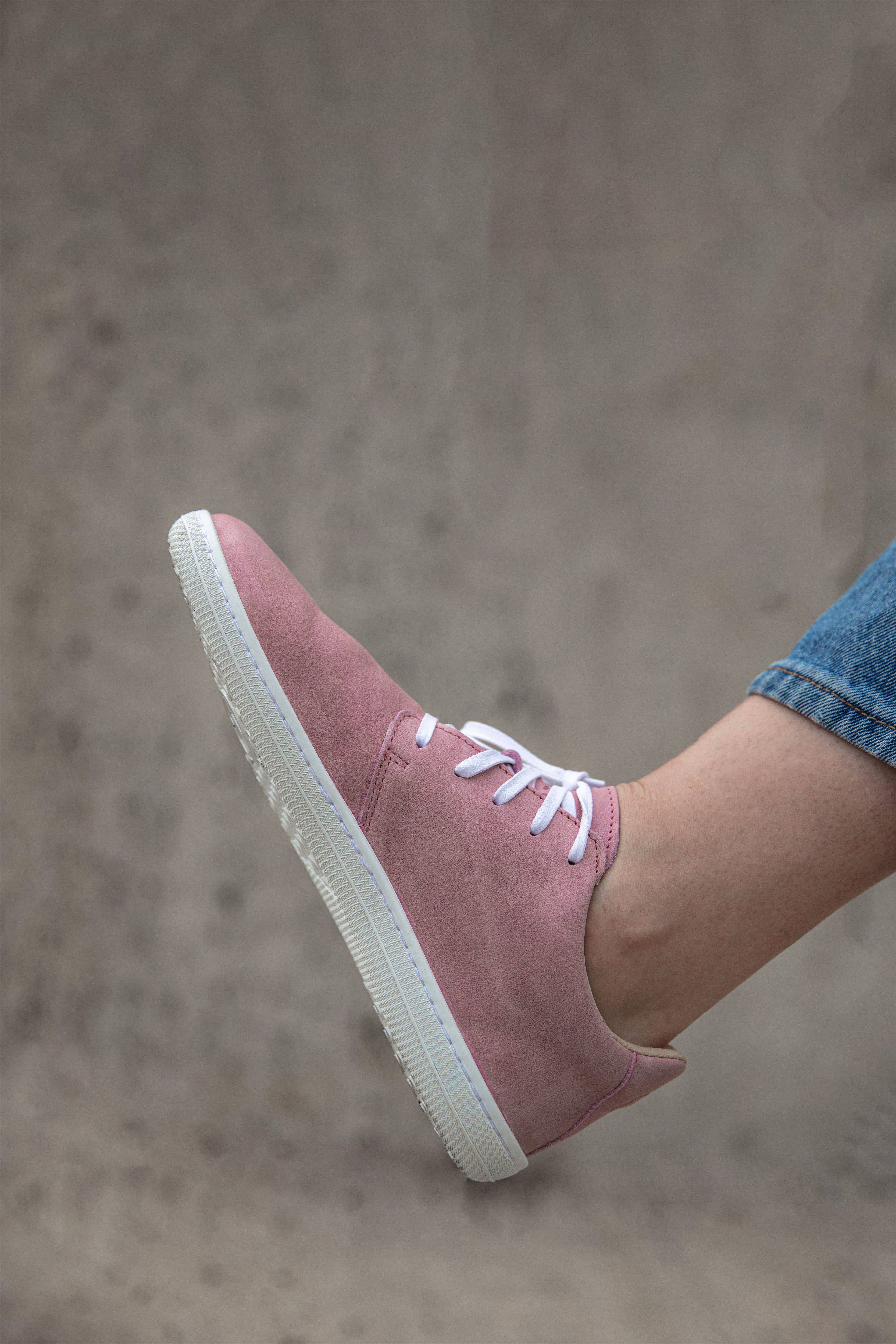 Vasky Terry – Pink