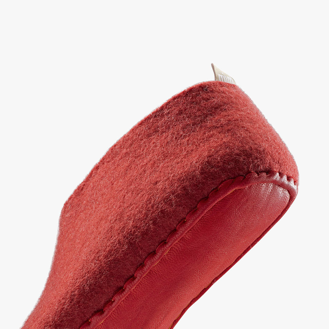 Vivobarefoot MIM Felt Slipper II – Mineral Red