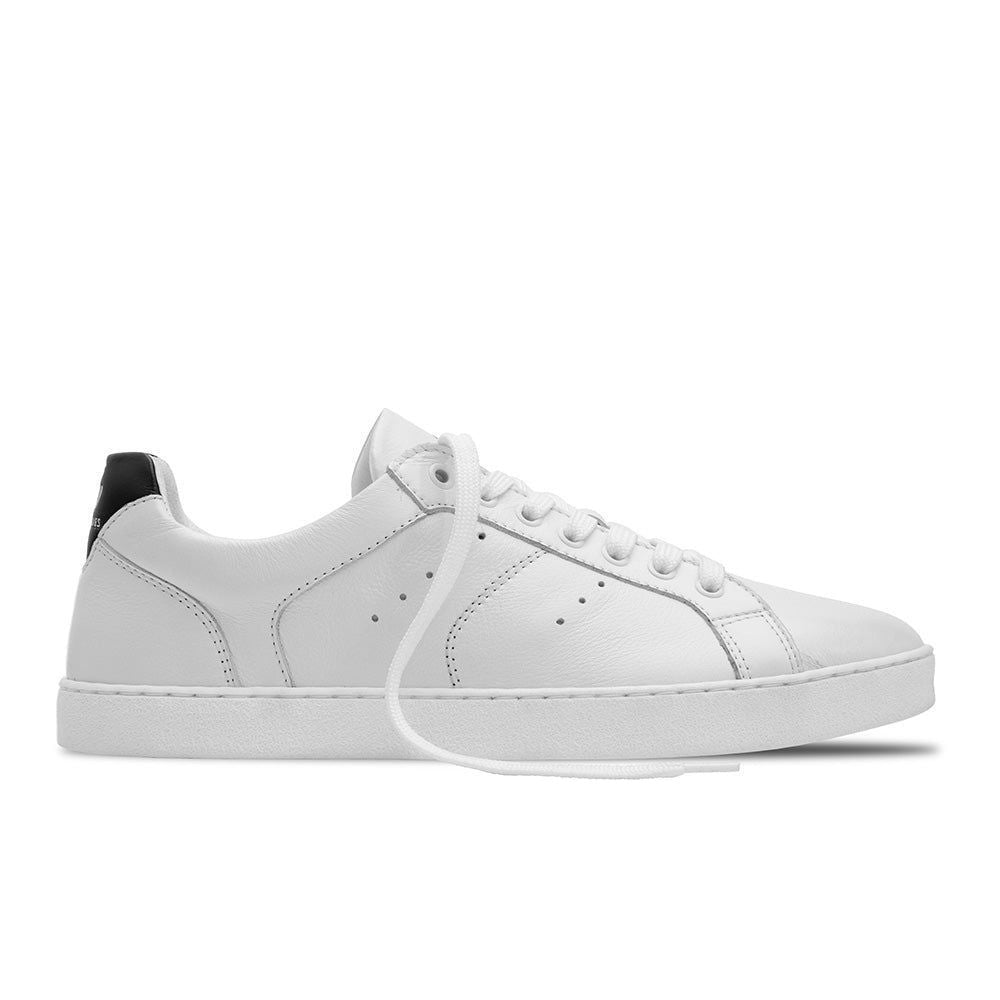 Groundies Universe Women barfods sneakers til kvinder i farven white, yderside