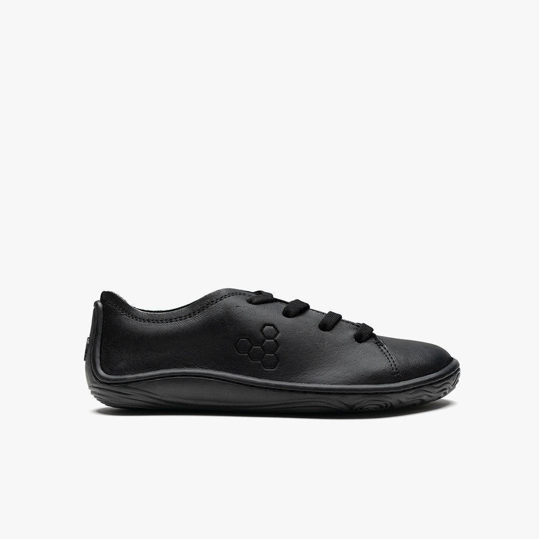 Vivobarefoot Addis School Juniors barfods sneakers til teenager i farven obsidian, yderside
