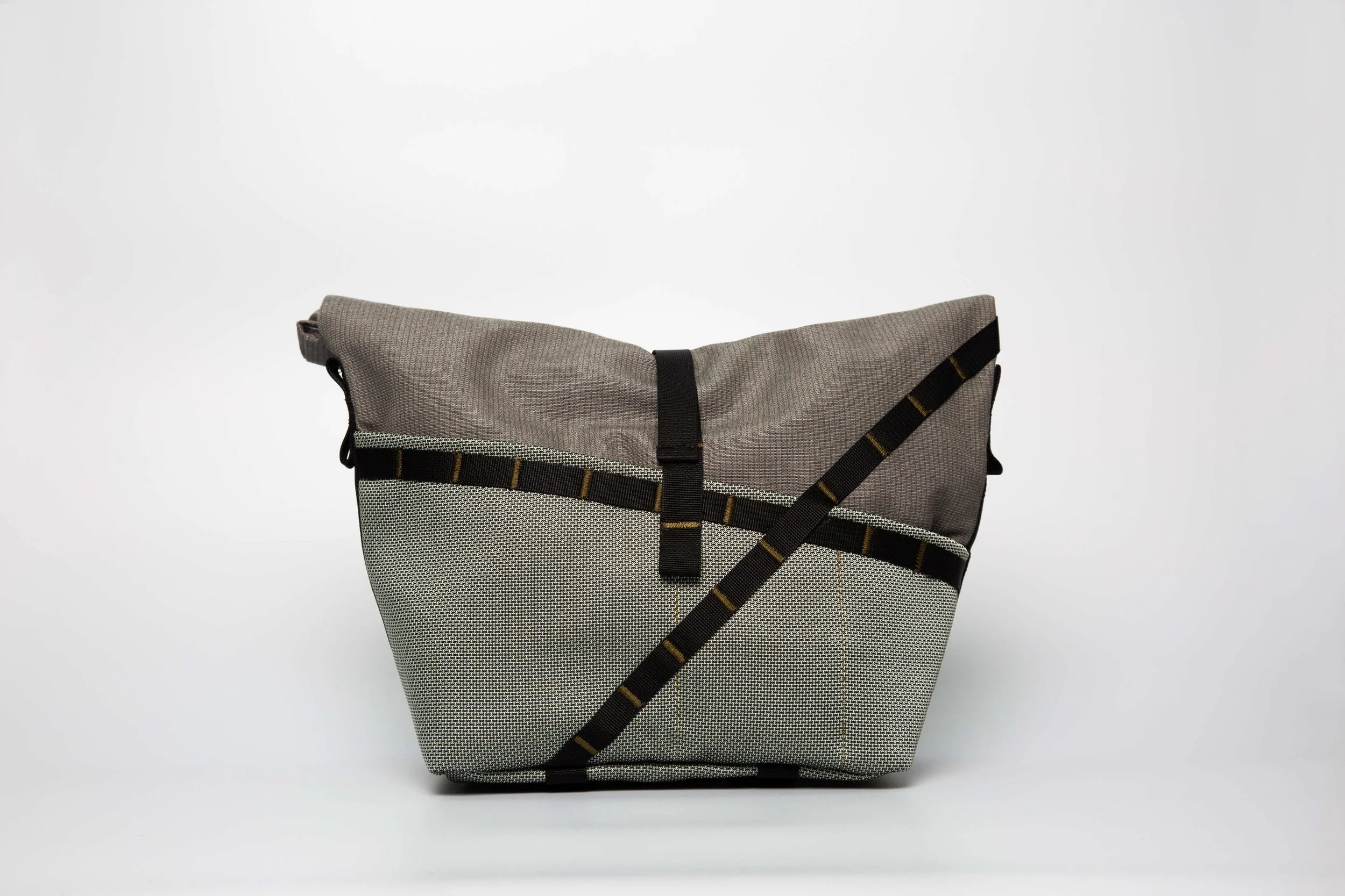 Doorsy Utility Bag – Shiny Grey//Stone