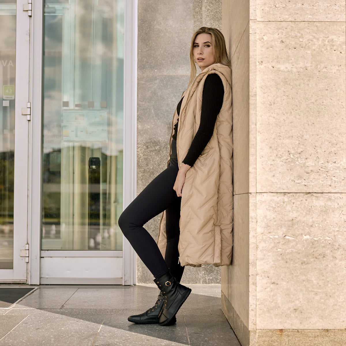 Skinners Nebula – Black/Gold