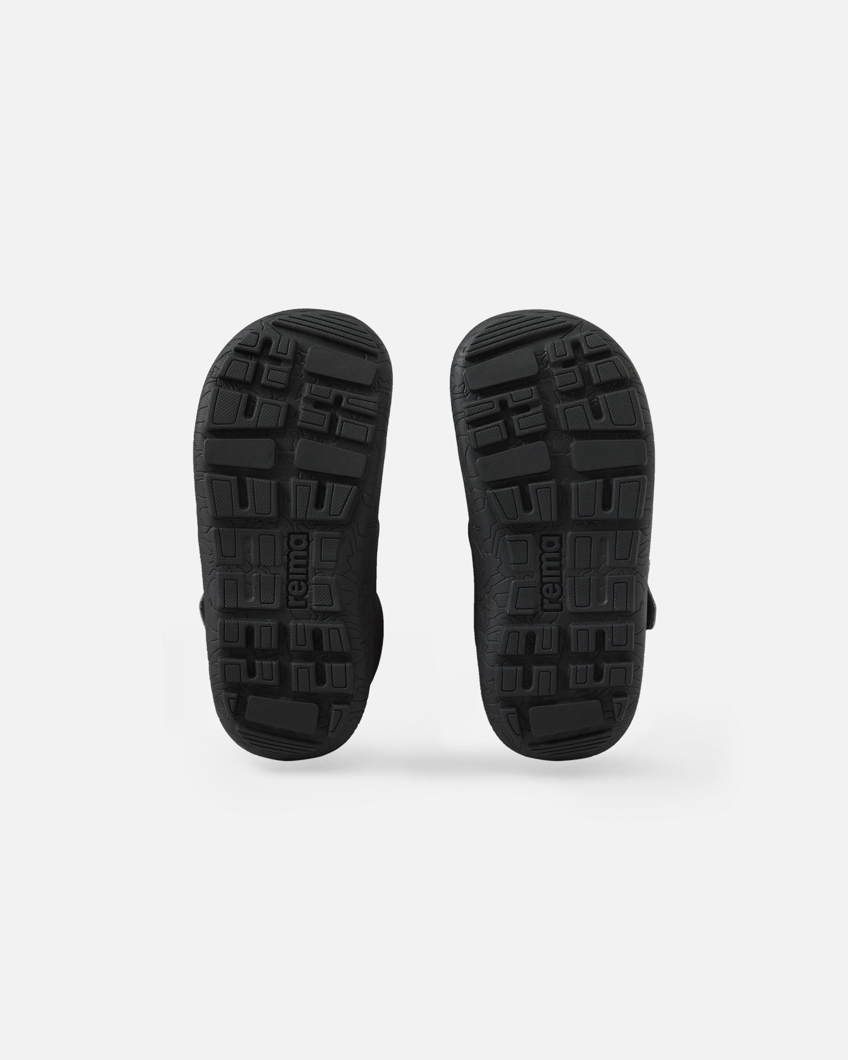 Reima Hyppii – Black