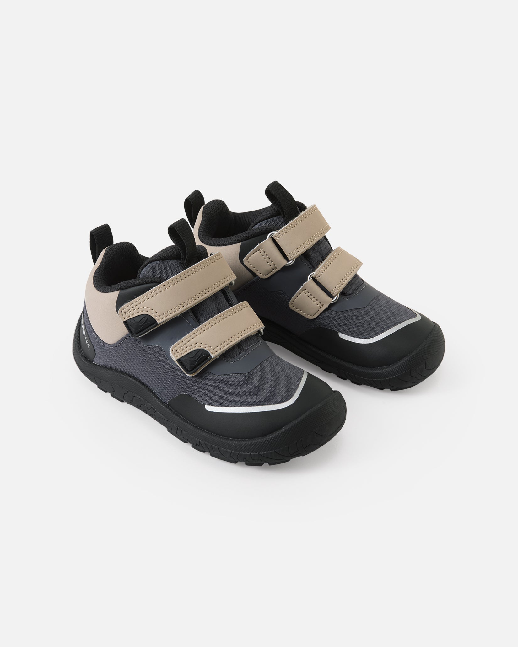 Reima Viikari – Soft Black