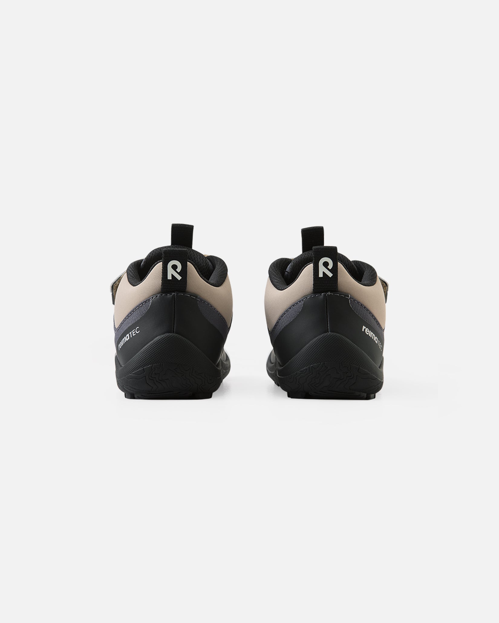 Reima Viikari – Soft Black