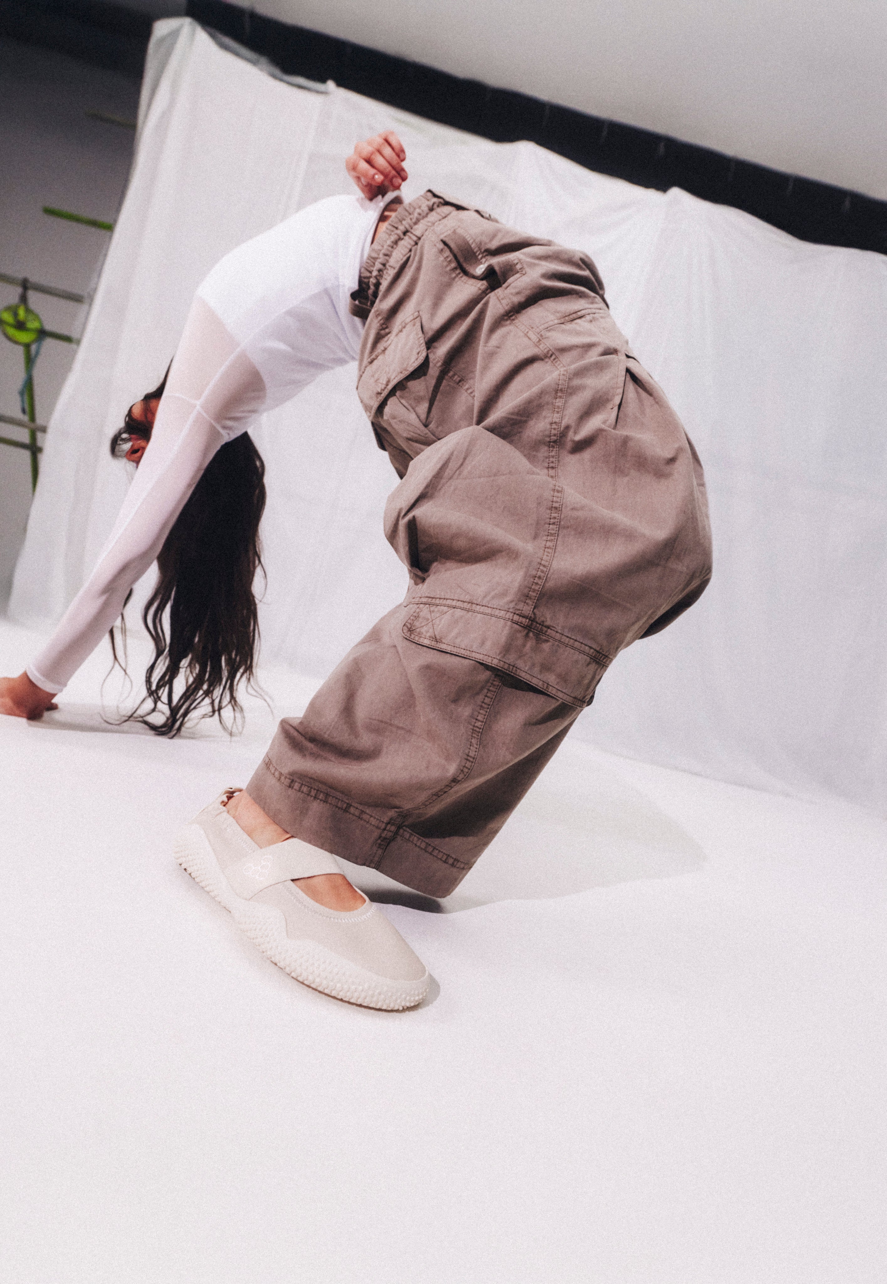 Vivobarefoot Motus Studio Ballet i Sand – lookbook 3