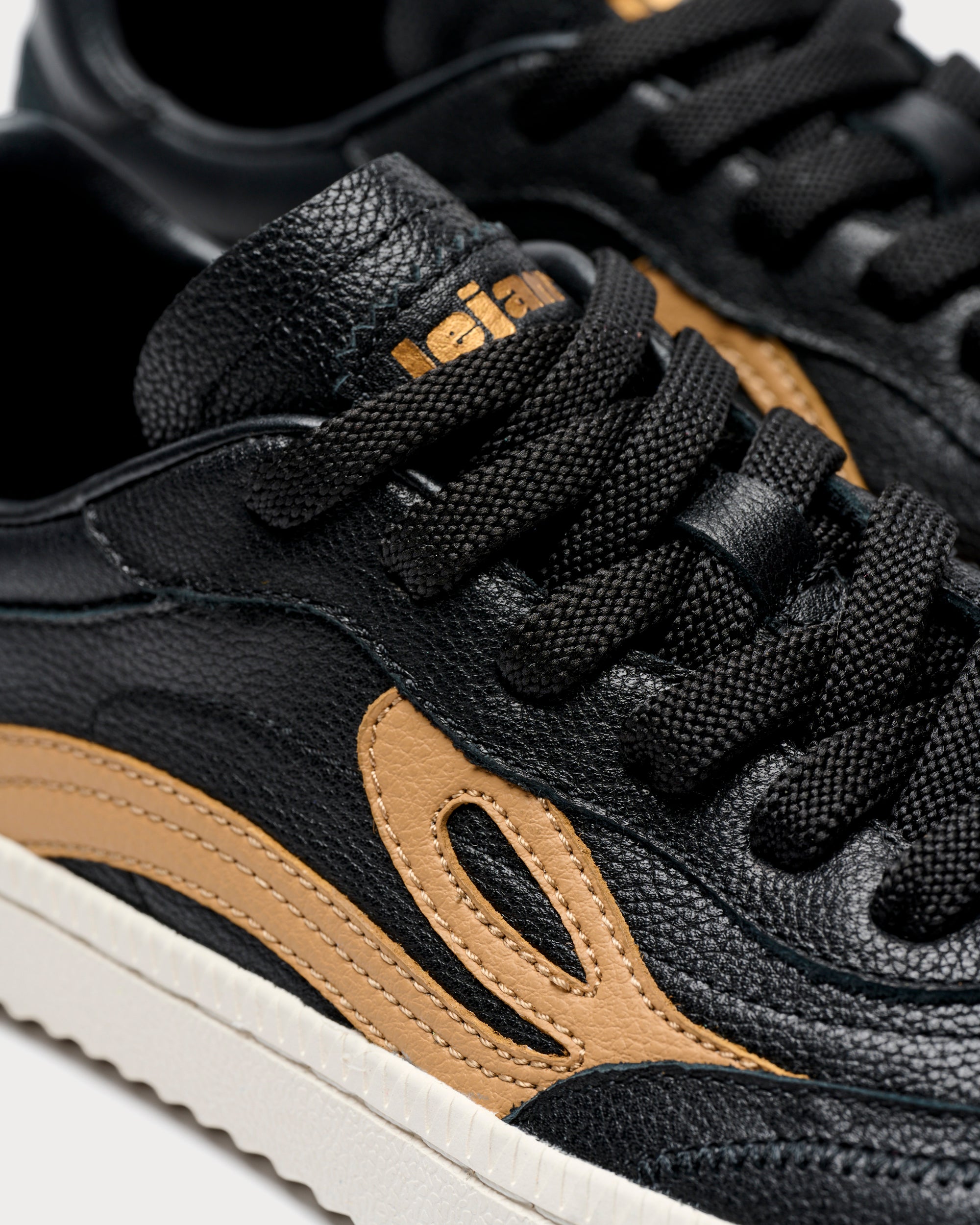 Lejan One Wide – Black