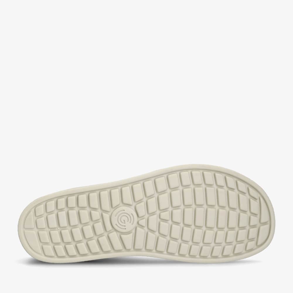 Lys ydersål med firkantet mønster set nedefra