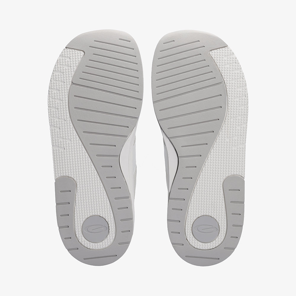 Groundies Starlite 2.0 Mens – White, på fod