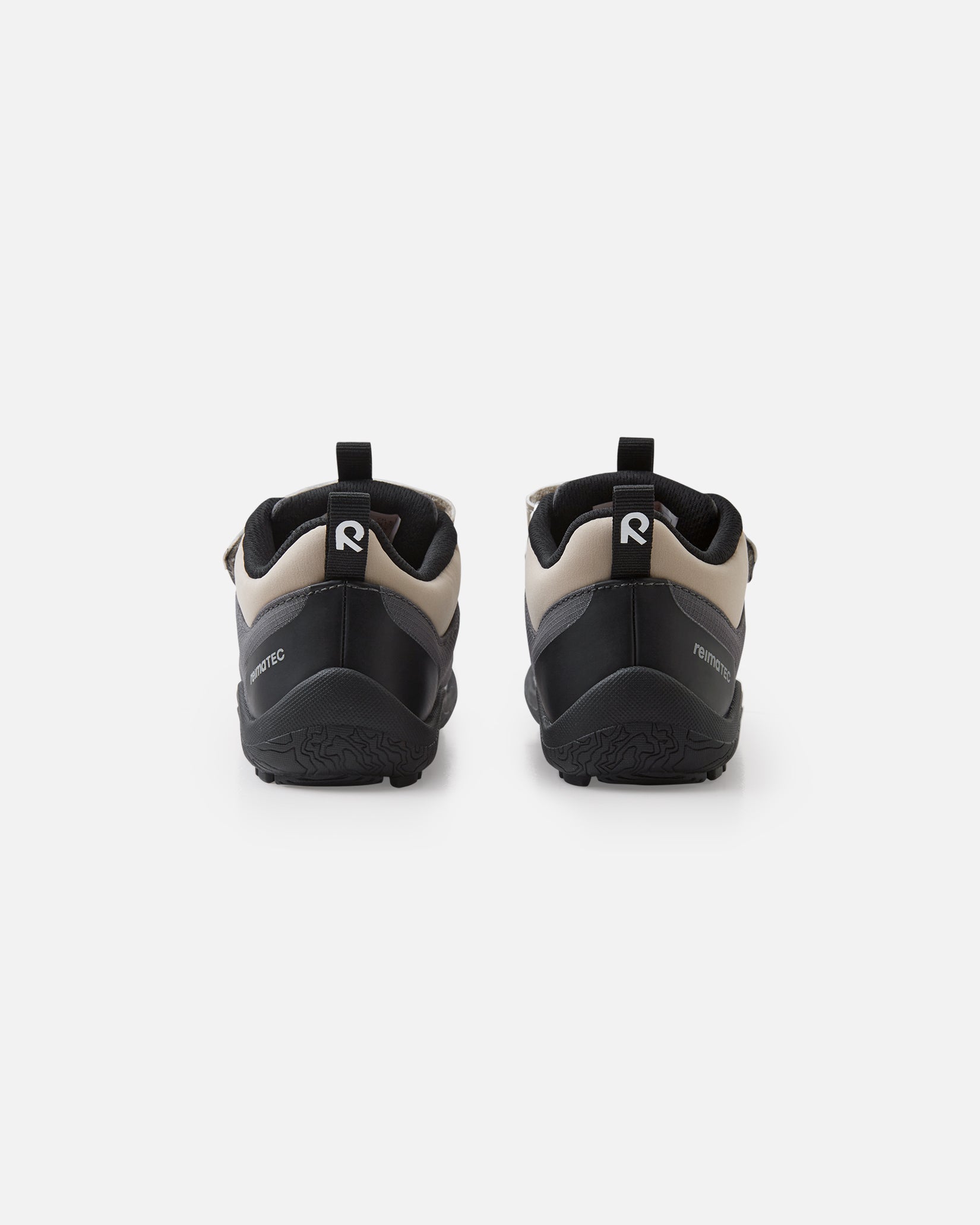Reima Viikari – Soft Black (5400159A) – par set bagfra