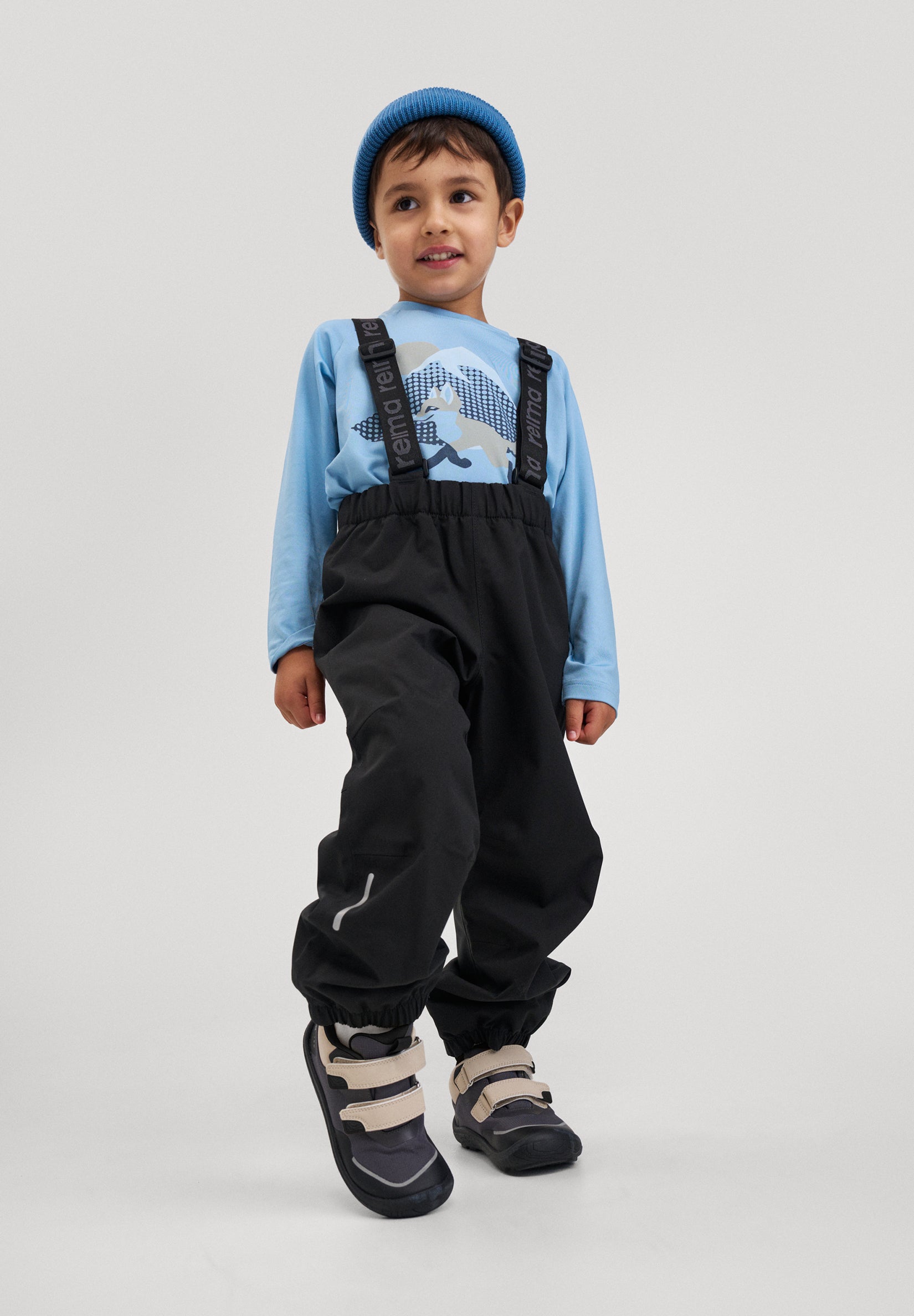 Reima Viikari – Soft Black (5400159A) – på model