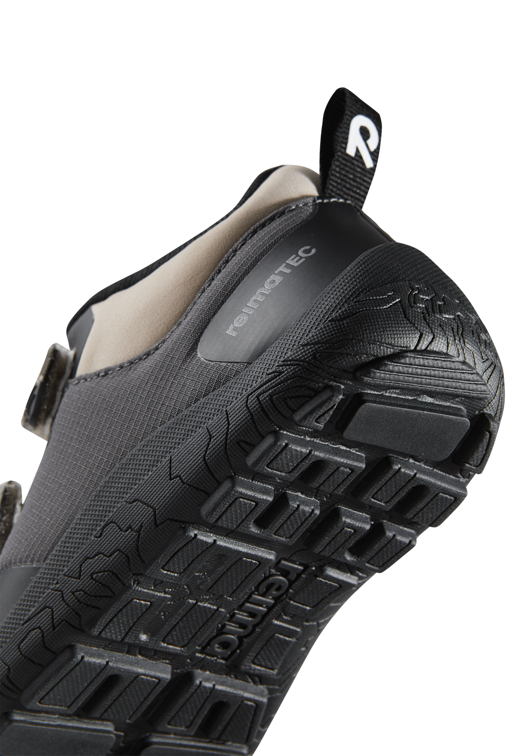 Reima Viikari – Soft Black