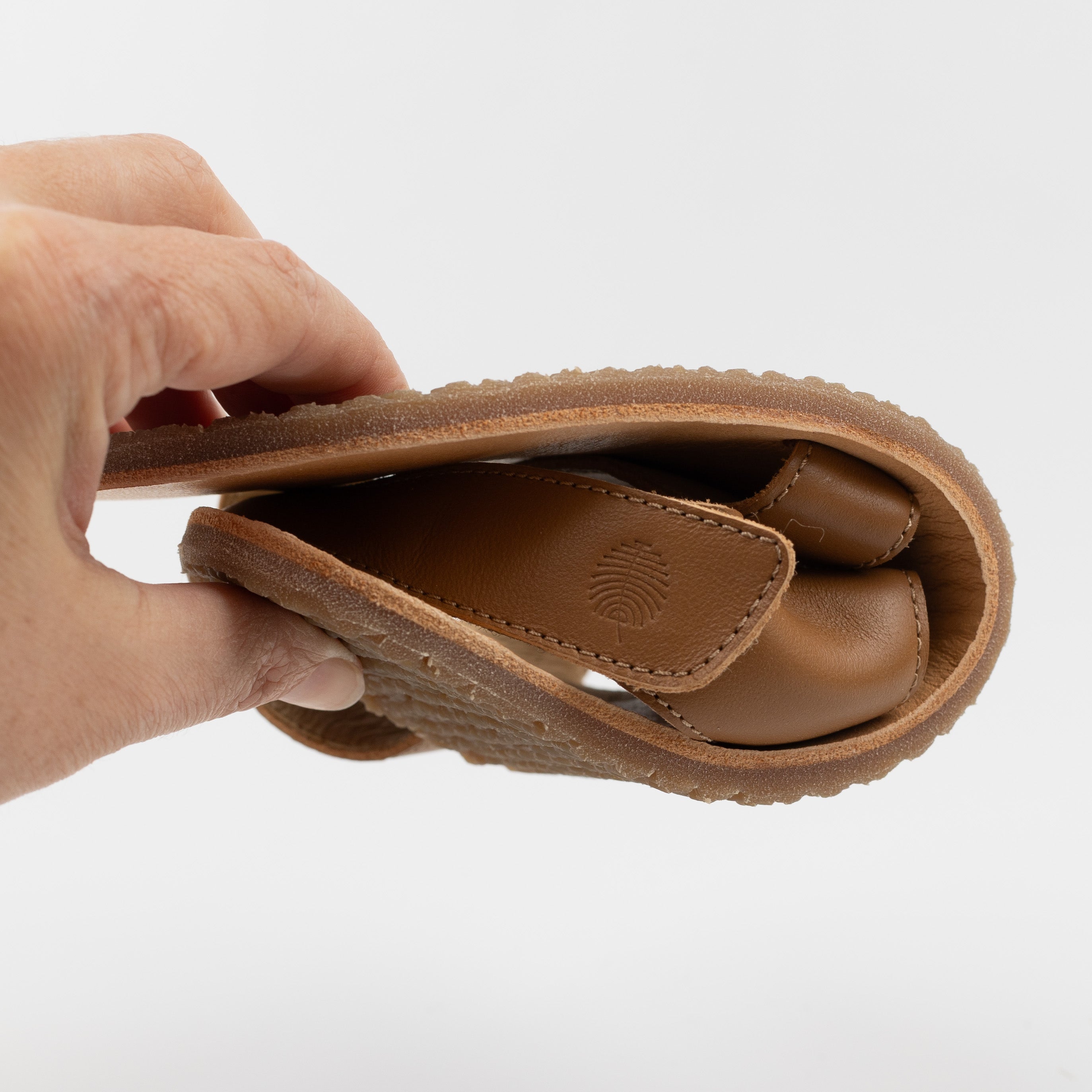 Tikki/LANG.S Gaia – Camel