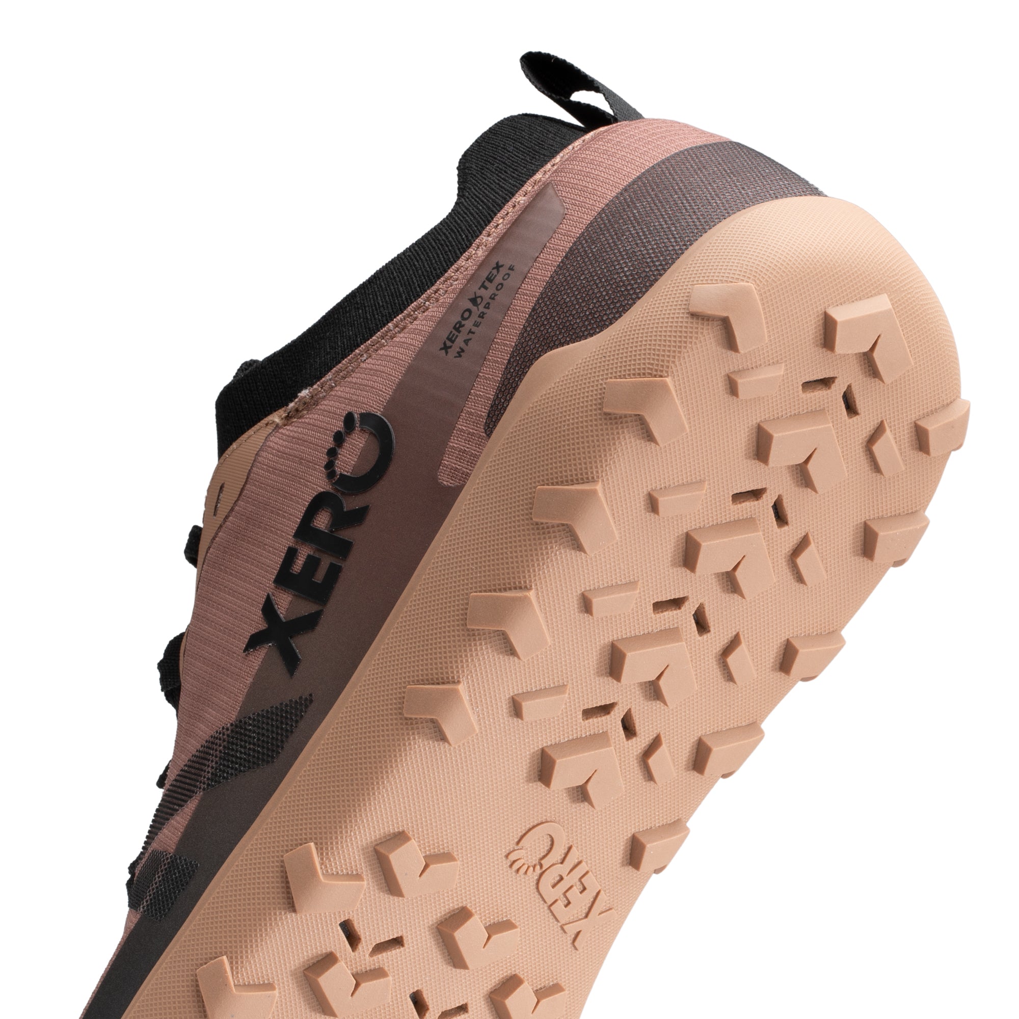 Xero Shoes Mesa Summit WP barfodssko til herre i farven Dark Irish Cream, detalje af hælen