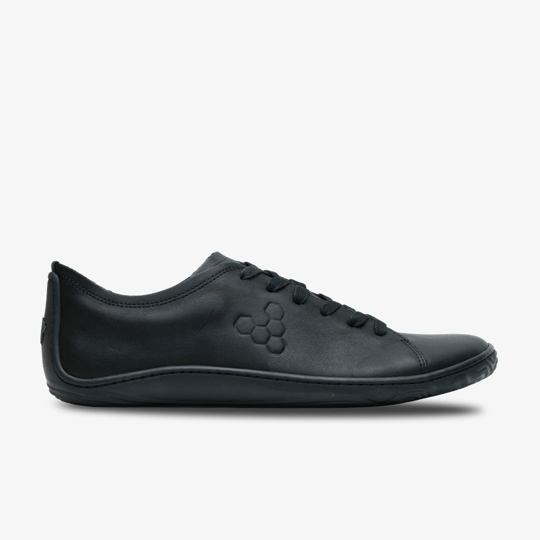 Vivobarefoot Addis Womens barfods sneakers til kvinder i farven triple black, yderside